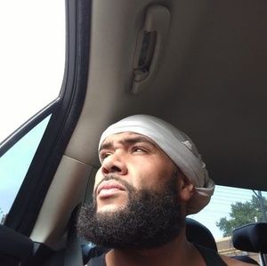 Meet your Posher, Jose